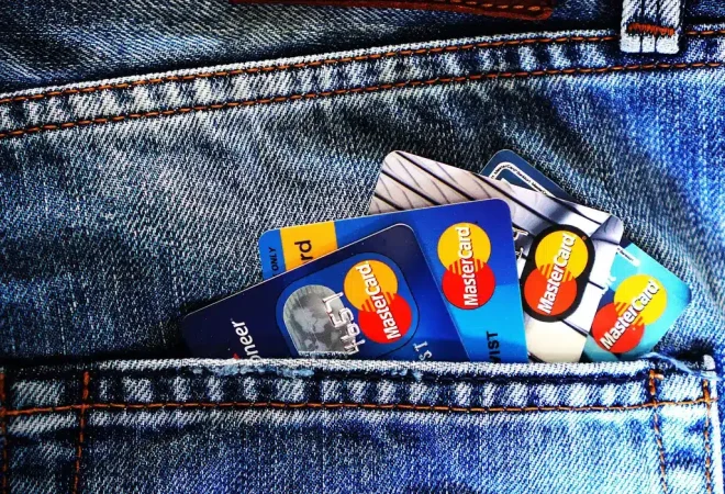 credit-cards-1583534