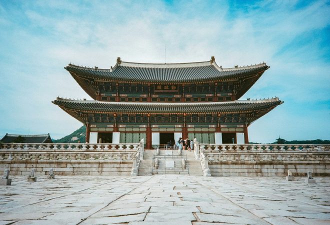 daniel-bernard-gyeongbokgung-unsplash