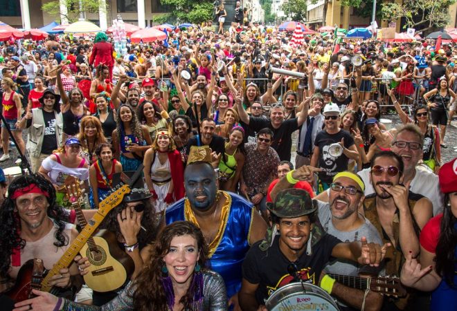 dinos_carnaval_lu_mattos_1