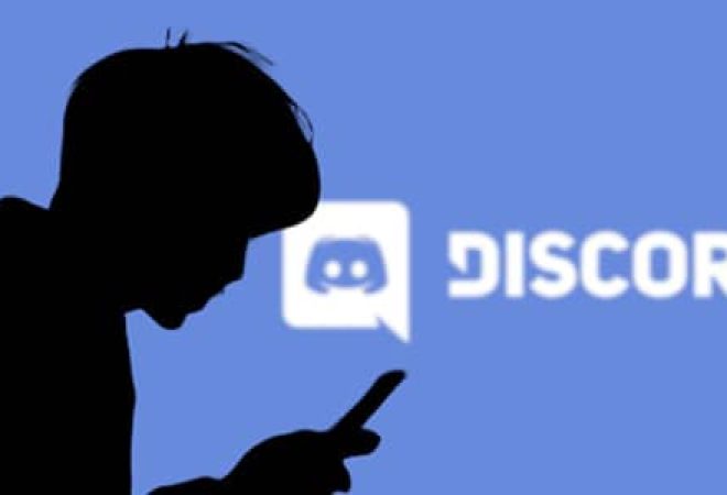 discord-cred-Iljanaresvara-Studio-shutterstock