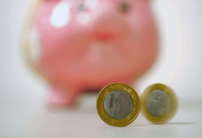 Cofre, poupança, real, economia