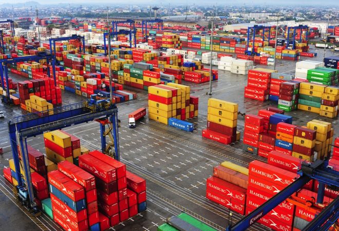 economia-container-porto-santos-20100308-006-1080x675