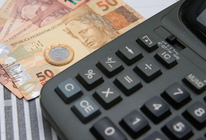 Economia, Moeda Real,Dinheiro, Calculadora