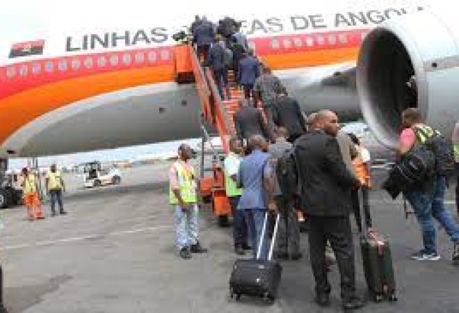 embarque da TAAG-Luanda