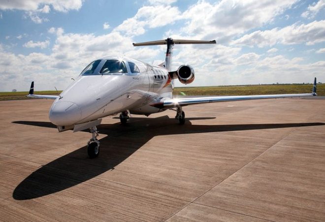embraer-phenom-300-exterior