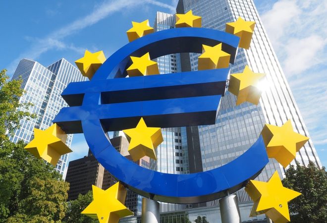 euro-sculpture-2867925_1280
