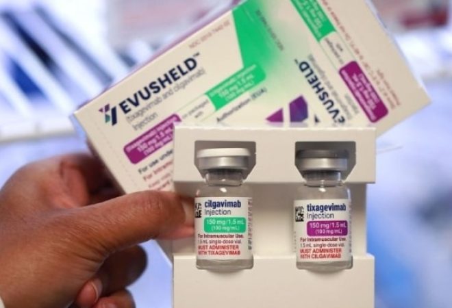 evusheld_astrazeneca_coquetel