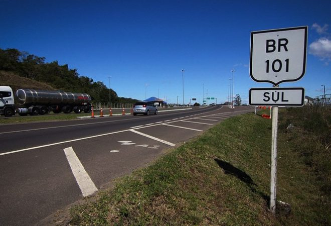 São Paulo SP 21 02 2020 1º leilão de rodovias do ano: o trecho sul da BR-101/SC, na  No total, R$ 7,4 bilhões serão investidos na concessão dos 220km da rodovia, entre Paulo Lopes/SC e a divisa com o estado do Rio Grande do Sul foto .MIE