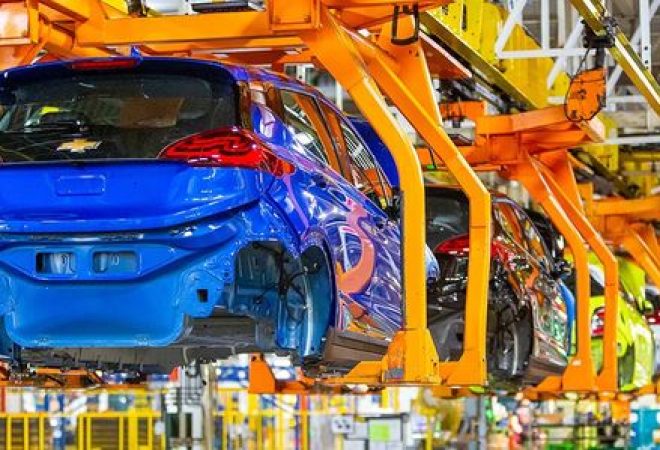 ff22cf15-carros-em-industria-da-general-motors-298177-article