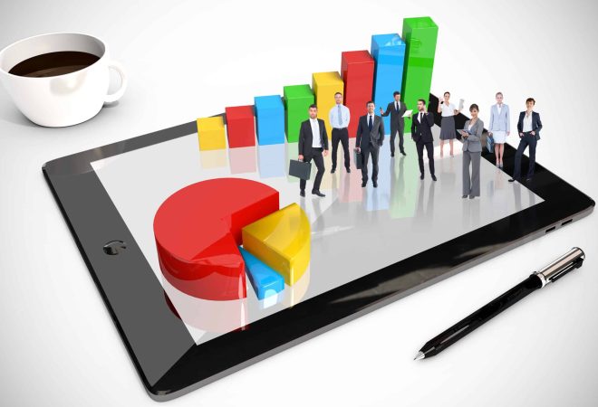 focus_freepiK_pessoas-tablet-grafico