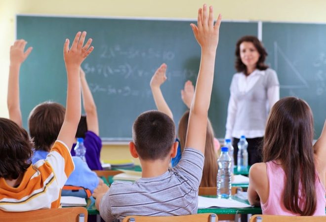 foto-professor-ensino-fundamental_widelg