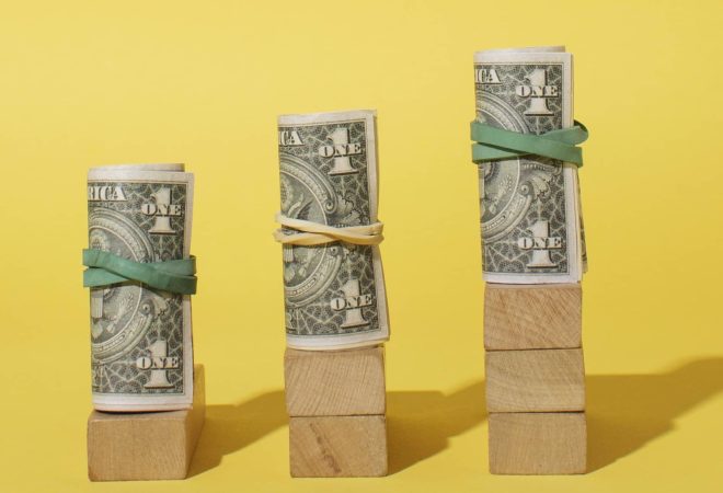 freepik-banknotes-cubes