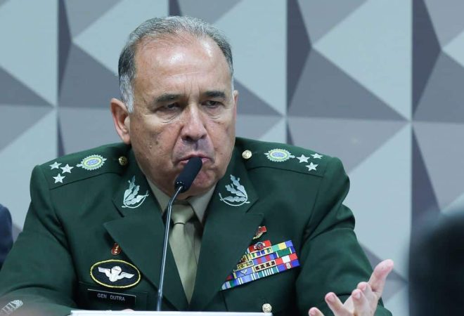 Brasília (DF) 14/09/2023  General Gustavo Henrique Dutra de Menezes ex-chefe do Comando Militar do Planalto durante depoimento na CPMI do Golpe.    Foto Lula Marques/ Agência Brasil