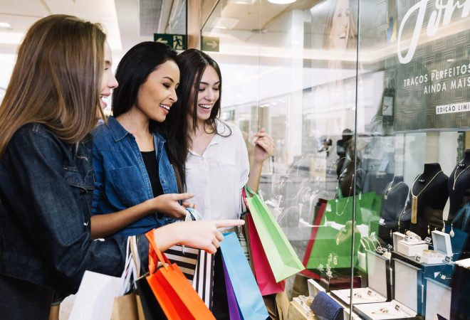 girls-watching-display-store