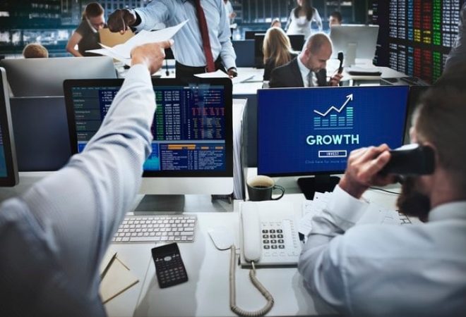 grwoth-business-launch-success-improvement-concept_53876-128111