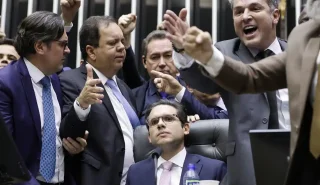 hugo motta motim congresso