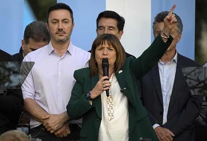 Argentina's presidential candidate for the Juntos por el Cambio party, Patricia Bullrich, speaks to supporters during the closing of her campaign in Lomas de Zamora, Buenos Aires province, on October 19, 2023, ahead of Argentina's presidential election to be held on October 22. (Photo by JUAN MABROMATA / AFP)