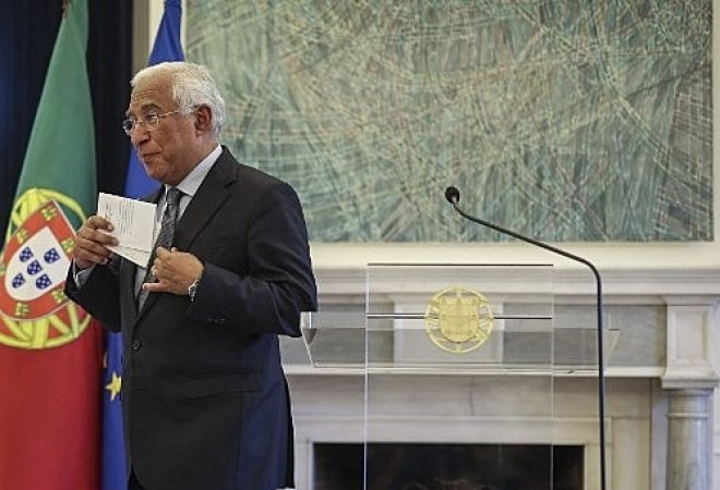 Portuguese Prime Minister Antonio Costa leaves after addressing the nation at Sao Bento Palace in Lisbon on November 7, 2023. Portugal's Prime Minister Antonio Costa announced he would resign as head of state today in the wake of a corruption scandal involving energy contracts. "The duties of prime minister are not compatible with any supsicion of my integrity. In these circumstances, I have presented my resignation to the president of the Republic" who will now have to formally accept it, Costa told a press conference. (Photo by PATRICIA DE MELO MOREIRA / AFP)