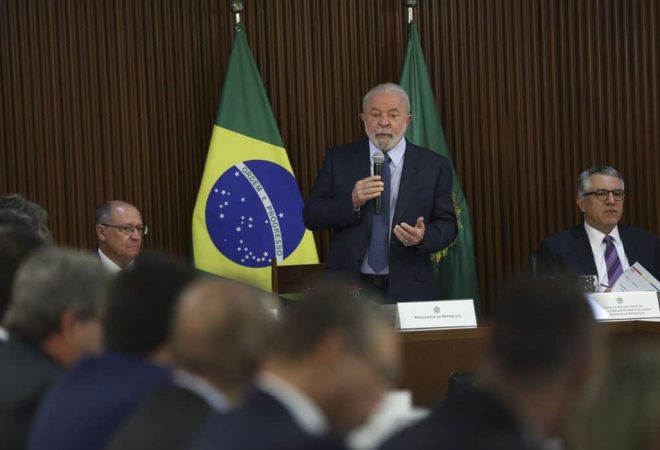 O presidente Luiz Inácio Lula da Silva se reúne com os governadores dos 26 estados e do Distrito Federal,