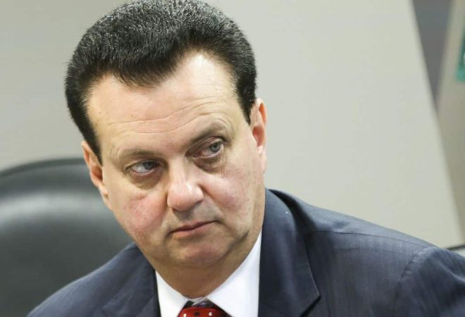 Brasília - O ministro da Ciência, Tecnologia, Inovações e Comunicações, Gilberto Kassab, participa do seminário O Marco Legal da Ciência, Tecnologia e Inovação: Instrumentação de ambiente menos propenso a crises, na Comissão de Ciência e Tecnologia do Senado. (Marcelo Camargo/Agência Brasil)