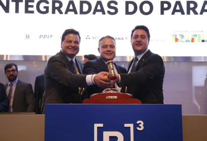 São Paulo SP 25/08/2023   - Lote 1 das rodovias integradas do Paraná será concedido à iniciativa privada durante sessão pública na B3, a Bolsa de Valores de São Paulo, com a presença do ministro dos Transportes, Renan Filho e o governador Ratinho. Foto Paulo Pinto/Agência Brasil