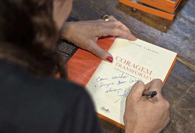livro alcione albanesi