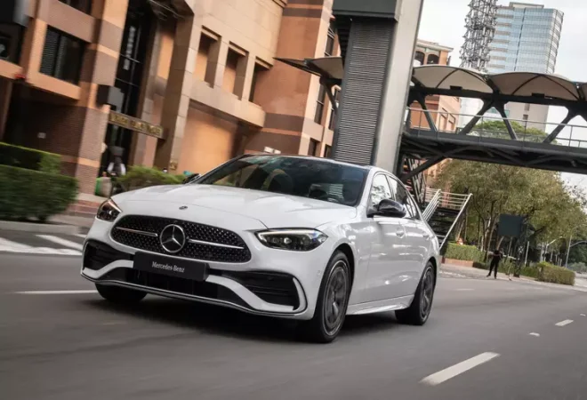 mercedes-c300-amg-line-1