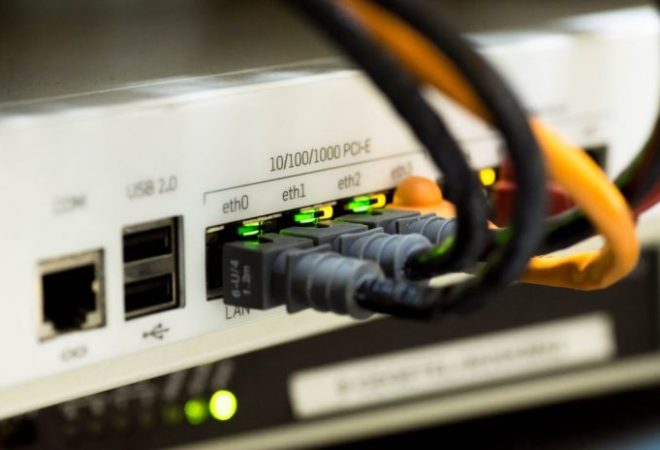 network-cable-ethernet-computer-159304-696x464