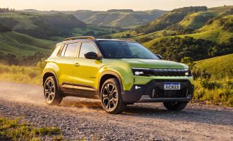 novo jeep avenger frente