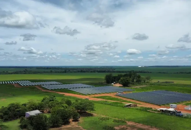 o9XyHJJ3-Usina-solar-da-AXS-Energia-Divulgacao-1320x743