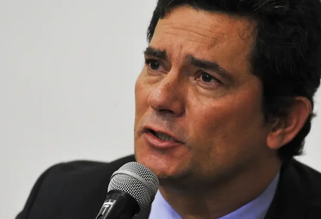 o_ministro_da_justica_e_seguranca_publica_sergio_moro_fala_a_imprensa_0424202564