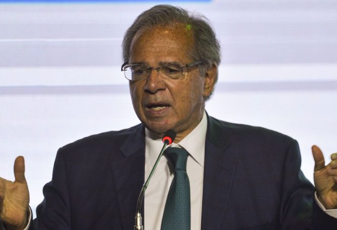 O ministro da Economia, Paulo Guedes, durante palestra de abertura do Painel Telebrasil Summit 2022.