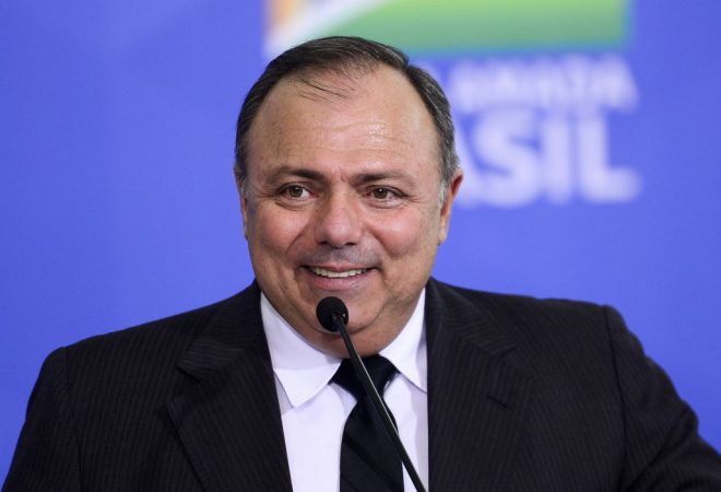 O ministro da Saúde, Eduardo Pazuello, durante sua cerimônia de posse no Palácio do Planalto.