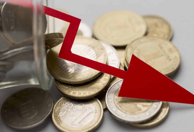 pote-de-moedas-conceito-de-crise-de-economia