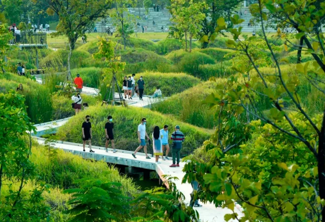 projeto_de_cidade-esponja_do_paisagista_e_arquiteto_chines_kongjian_yu._benjakitti_forest_tailandia._divulgacao_escritorio_turenscape_1-7