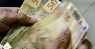 real_moeda_dinheiro_mcajr_2904223671-1024x613