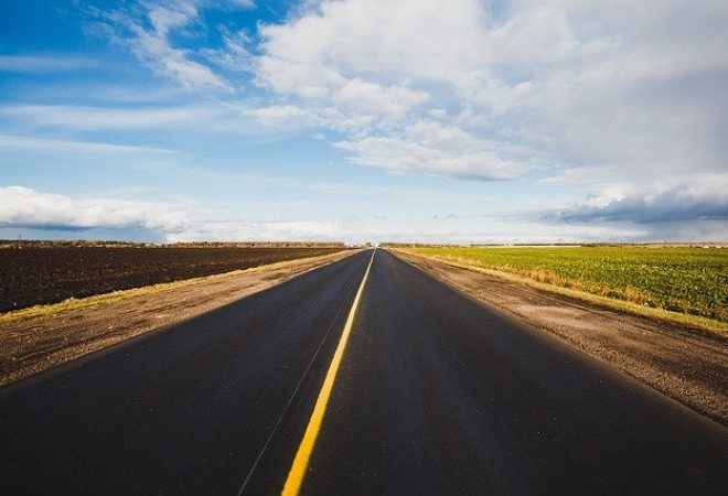 road-1031702_640