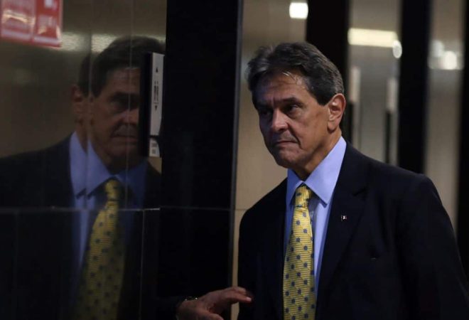 Brasília - Presidente Nacional do Partido Trabalhista Brasileiro (PTB), Roberto Jefferson, fala à imprensa após reunião com o presidente Michel Temer, no Palácio do Planalto (Valter Campanato/Agência Brasil)
