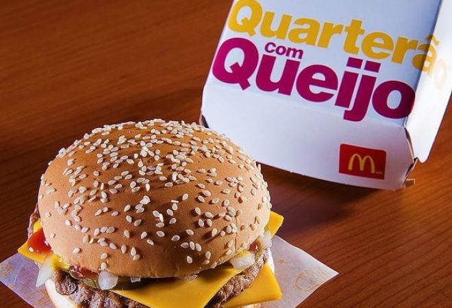 sanduiche-quarterao-do-mc-donalds-2473049-article