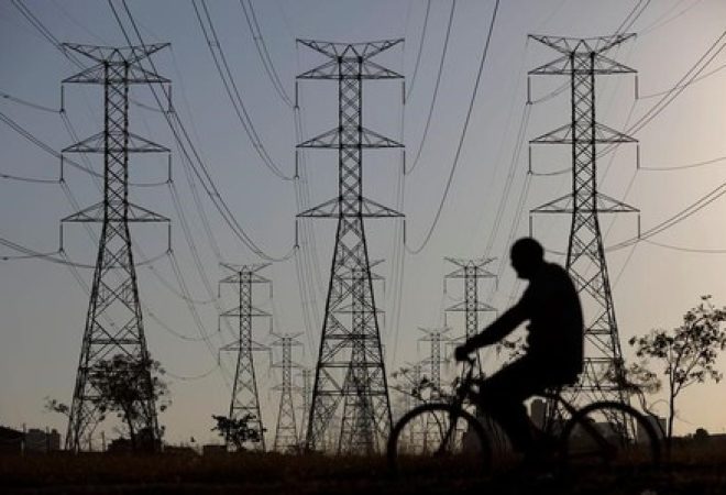 Torres de transmissão de energia elétrica em Brasília