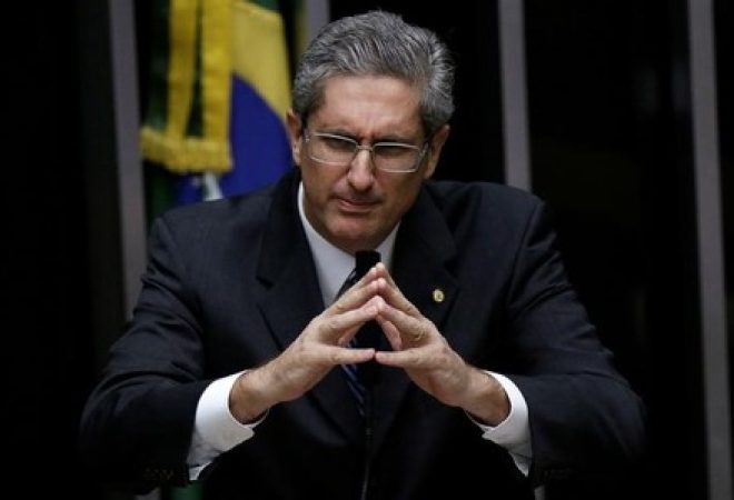 Rogério Rosso durante sessão do Congresso