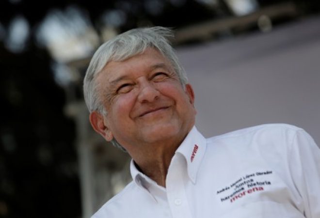 Candidato à Presidência do México Andrés Manuel López Obrador durante evento de campanha nas redondezas de Monterrey