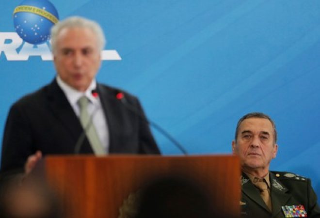 Temer fala em cerimônia com general Villas Boas em Brasília