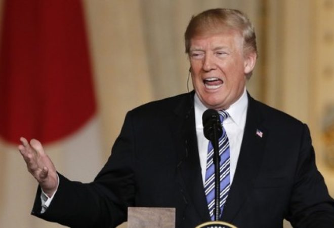 Presidente dos EUA, Donald Trump, durante entrevista coletiva em Palm Beach