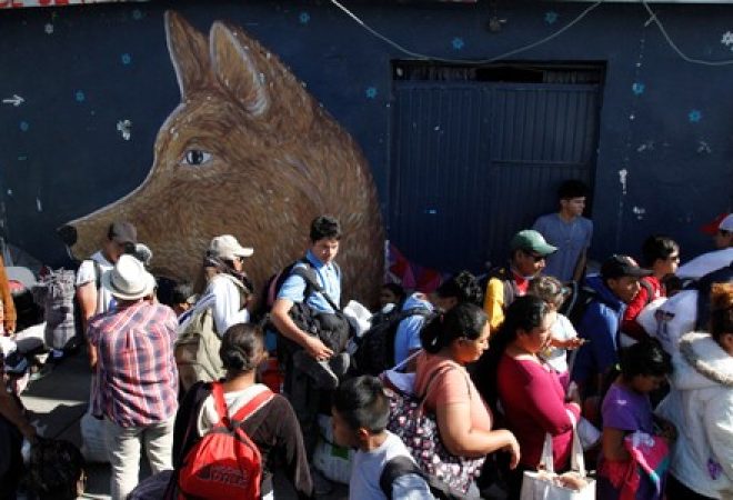 Migrantes da América Central que viajam em caravana para os EUA