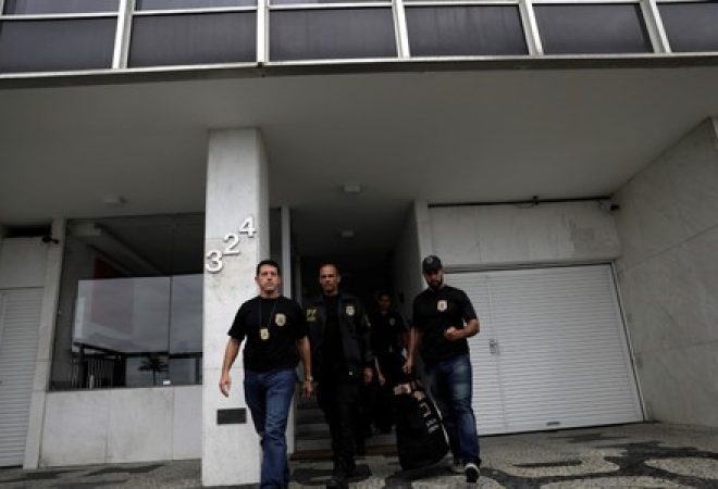 Agentes da PF no Rio de Janeiro