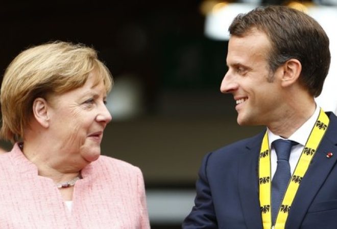 Presidente francês, Emmanuel Macron, e chanceler alemã, Angela Merkel