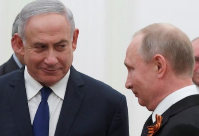 Presidente russo, Vladimir Putin, e premiê israelense, Benjamin Netanyahu, em Moscou