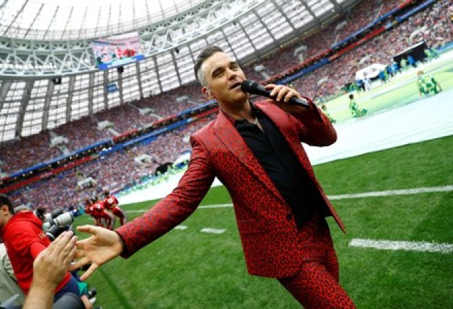 Robbie Williams na abertura da Copa do Mundo