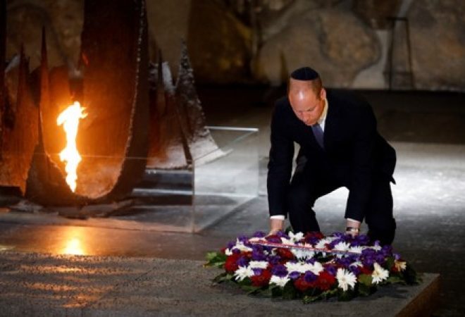 Príncipe William presta homenagem a vítimas do Holocausto em memorial de Jerusalém